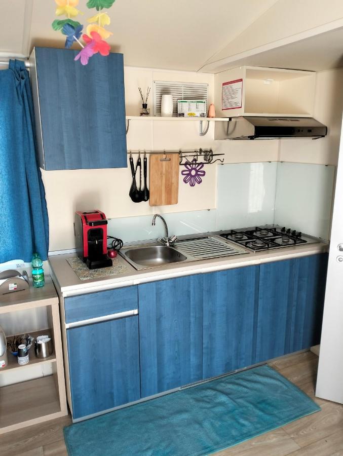 נוצ'י B&B Caffe מראה חיצוני תמונה
