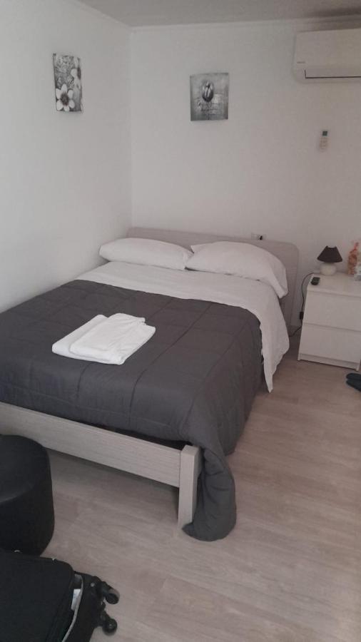 נוצ'י B&B Caffe חדר תמונה